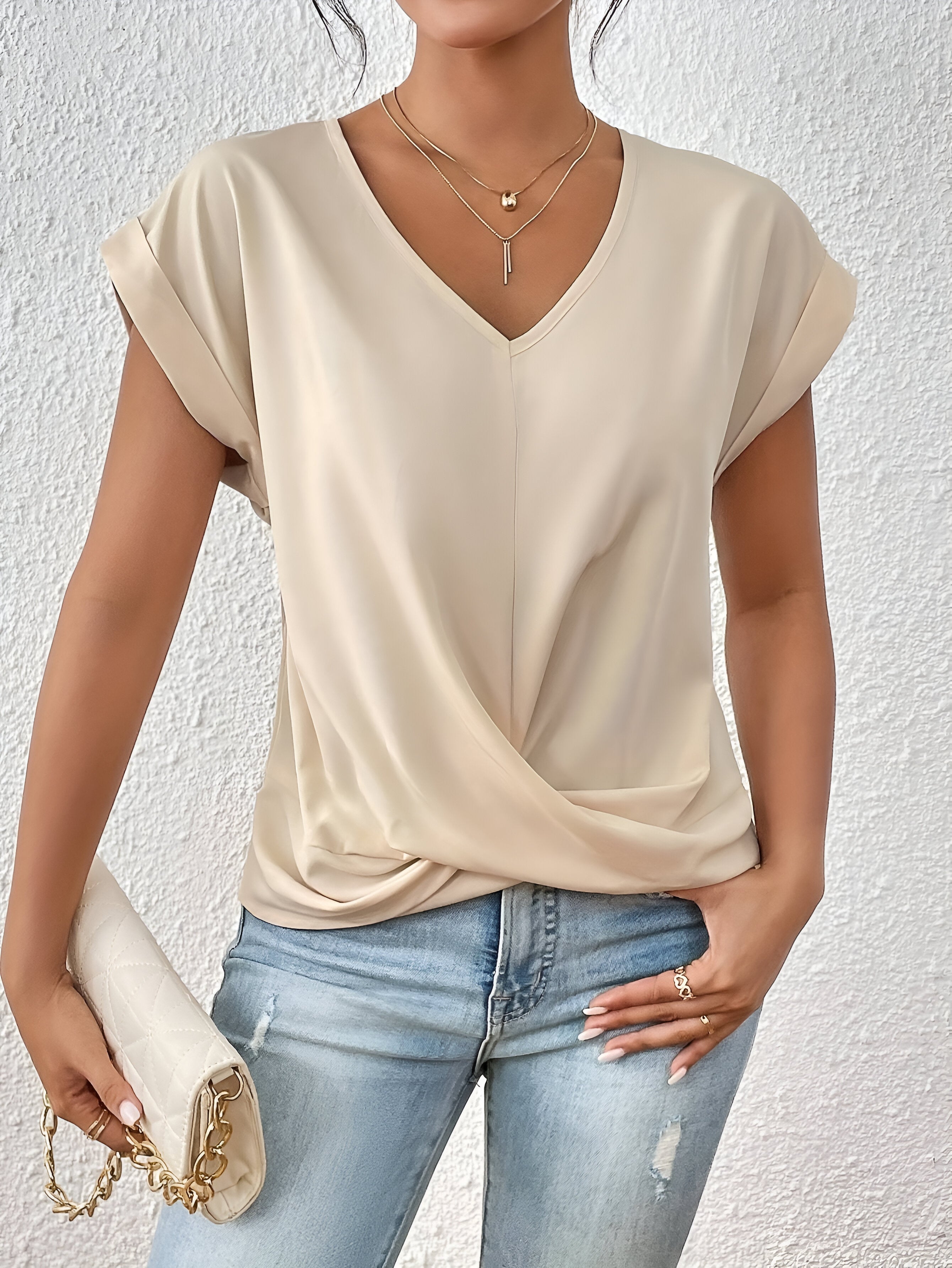 Benedetta | Donna Casual Moderna T-shirt Scollatura a Cuore | Per Eleganza Quotidiana